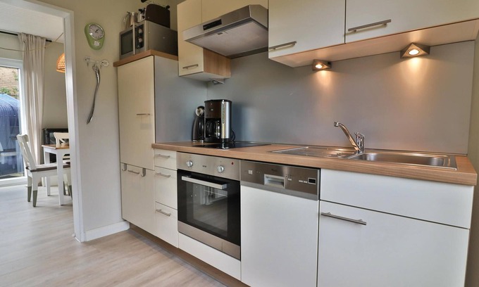 Langeoog Apartment | Experience Langeooger Viermaster - Grünes Segel, Rated 10/10