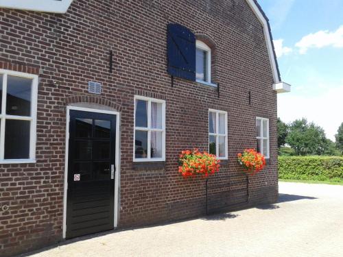 Boxmeer Bed & Breakfast | Experience Langs De Maas: Family-Friendly with Top Amenities