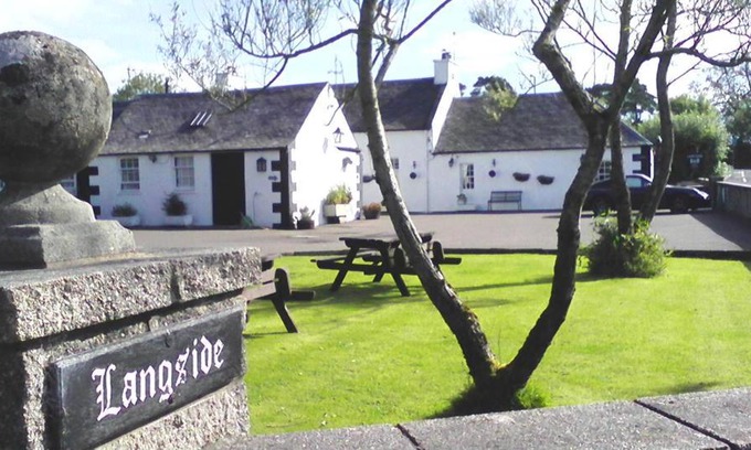 Fenwick Bed & Breakfast | Inviting Langside Bed and Breakfast: Rated 9.5/10, Pet Friendly