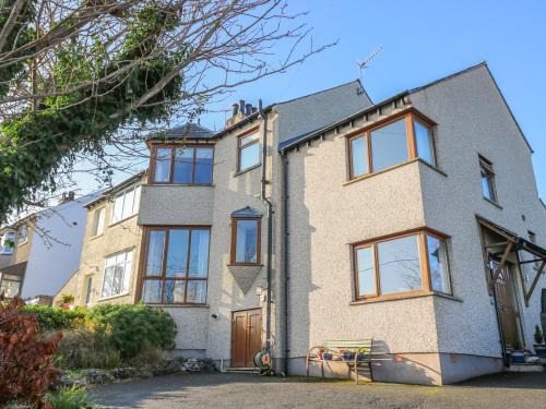 Arnside House | Langtree: Pet and Child Friendly 4-Star Retreat