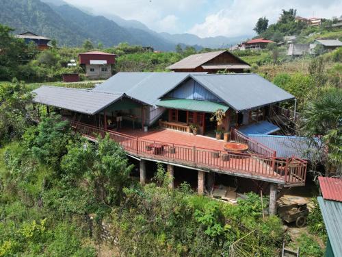 Sa Pa Bed & Breakfast | Discover Lanh Sapa Homestay: Pet-Friendly & Family Friendly