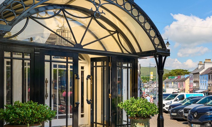 Kenmare Hotel | Experience Lansdowne Kenmare: A 4-Star Gem with Family Amenities