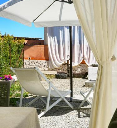 Malfa House | Stylish LAPALMAS Apartments in the Heart of Malfa