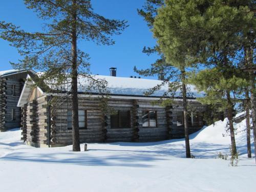 Saariselka Ski Chalet | Family-Friendly Lapin Kutsu Log Cabins with 10/10 Rating