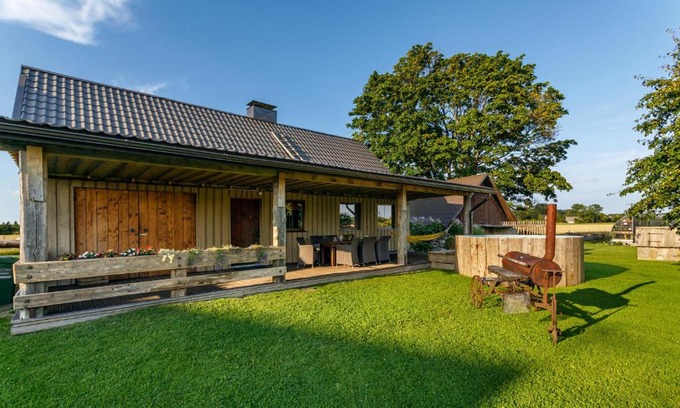 Haademeeste House | Relax at Lapite: Oceanfront Retreat with Pool & Kitchen