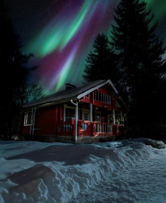 Ranua Ski Chalet | Lapland aurora riverside lodge