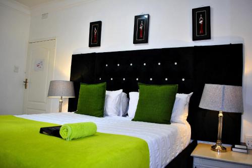 Tzaneen House | Oceanfront Retreat at Lapologa Bed & Breakfast - 4 Stars
