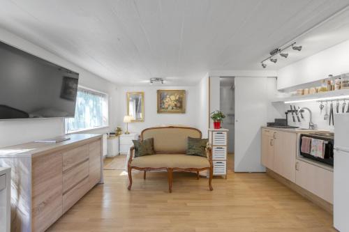 Laugardalur Apartment | Cozy Lara Studio in Laugardalur Valley, Reykjavík