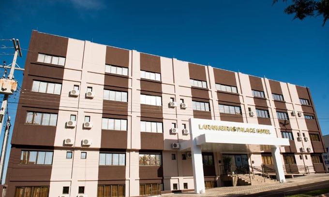 Laranjeiras do Sul Hotel | Discover Laranjeiras Palace Hotel: Top-Rated Family Retreat