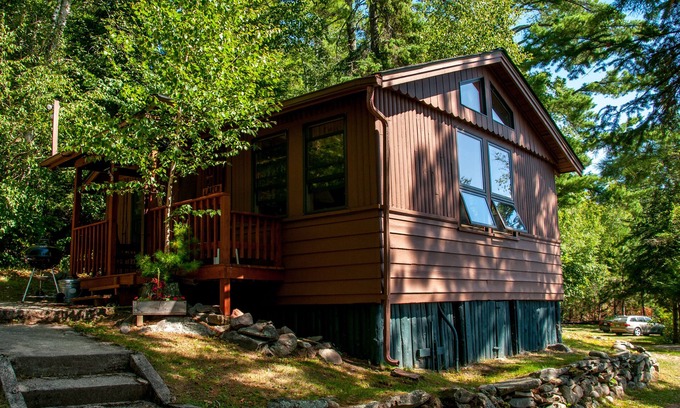 Cook Cabin | Relax at Larch Cabin: Oceanfront Retreat with Pool & Spa