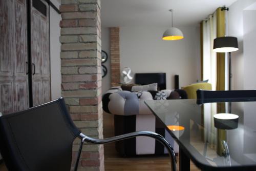 Logrono City Centre Apartment | Experience LarDviura: Rated 9.7/10 for Your Stay