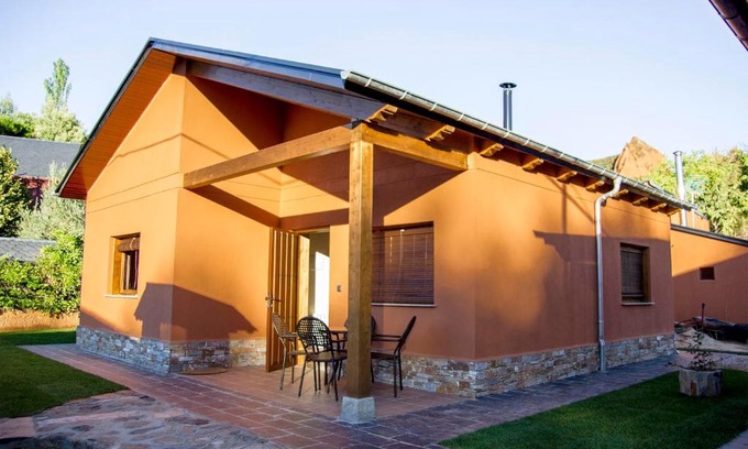 Las Medulas House | Discover Lares: Pet-Friendly Cabañas with Breakfast Included