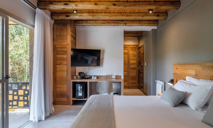 Chacras de Coria Hotel | Experience Lares de Chacras: Rated 9.6 with Pool & Spa