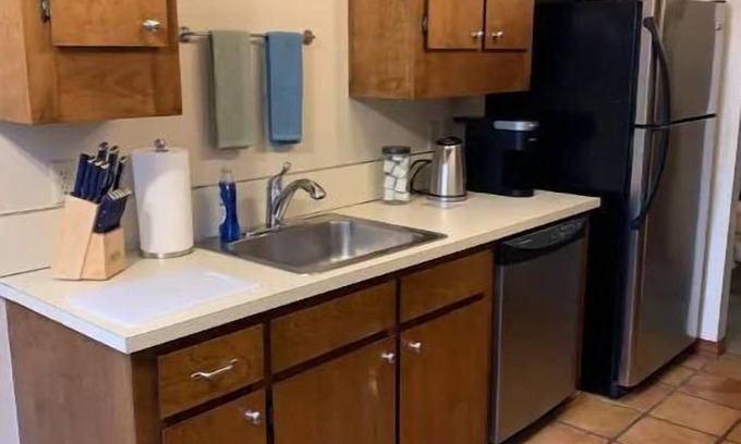 Alphabet Historic District Apartment | Affordable 1-Bedroom Apartment Near Pearl District & NW 23rd