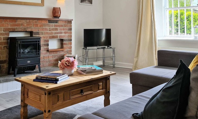 Ballsbridge House | Cozy 1-Bed Apartment in Prime Dublin Location