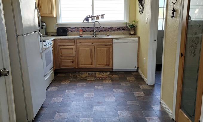 Twin Falls House | Inviting 1-Bedroom Retreat Near Perrine Bridge & Shopping