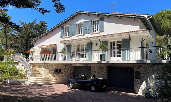 Saint-Georges-d'Oleron House | Spacious Villa Just 5 Minutes from the Beach - Guest Rated 10/10