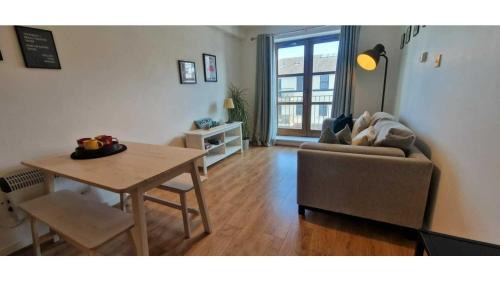 Portobello Apartment | Large 2bd at trendy Portobello Dublin city centre