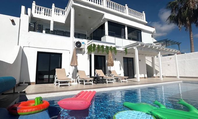Callao Salvaje Villa | Spacious 5-Bed Villa with Private Pool & Ocean Views