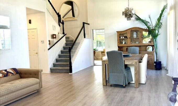 Camarillo House | Large 5-Bedroom Home, near Beach, Mountain Views