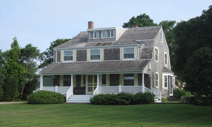 Little Compton House | Spacious Home with Pool and Ocean View - Book Your Escape!