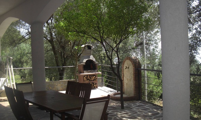 Marina di Pisciotta Apartment | Large and airy apartment overlooking the sea: Villa Cecilia/ap.1
