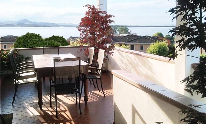 Desenzano del Garda Apartment | Spacious Apartment with Terrace and Scenic Lake Views