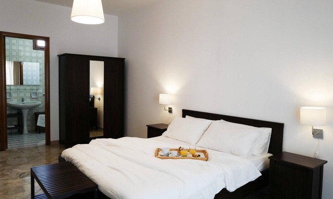 Lecce Bed & Breakfast | Spacious Apartment in Lecce with Spa and Breakfast Included