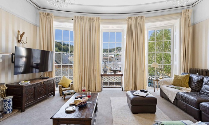 Dartmouth Apartment | Spacious Town Centre Apartment with Family-Friendly Amenities