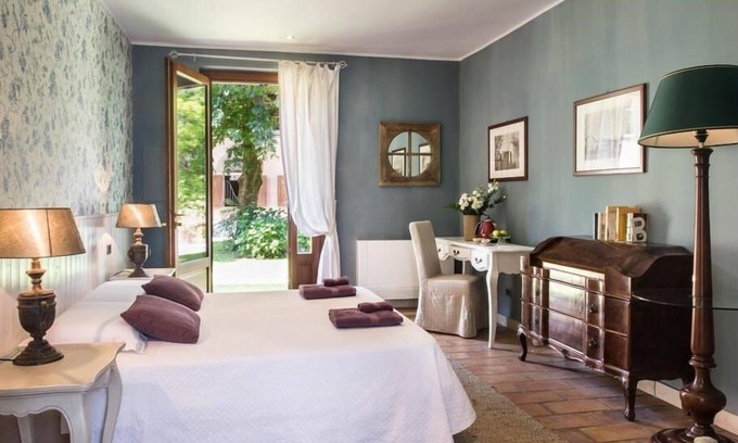 Arluno Apartment | Inviting Apartment with Private Entrance and Breakfast