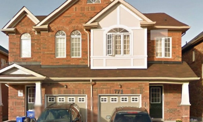 East Credit House | Spacious Basement Apartment Near Sq One, Pet-Friendly Stay
