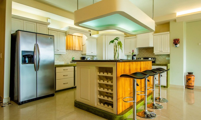 Naranjos Agrios Condo | Exceptional Condo Suite with Pool in Lake Arenal - 10/10 Rating