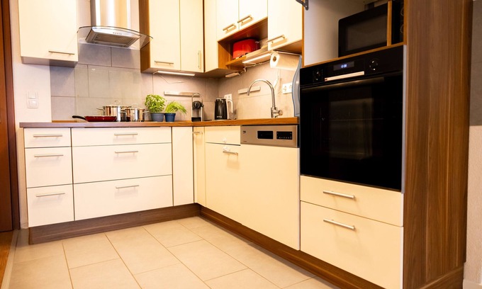 Randersacker Apartment | Large, beautiful vacation apartment with small garden in the wine village of Randersacker