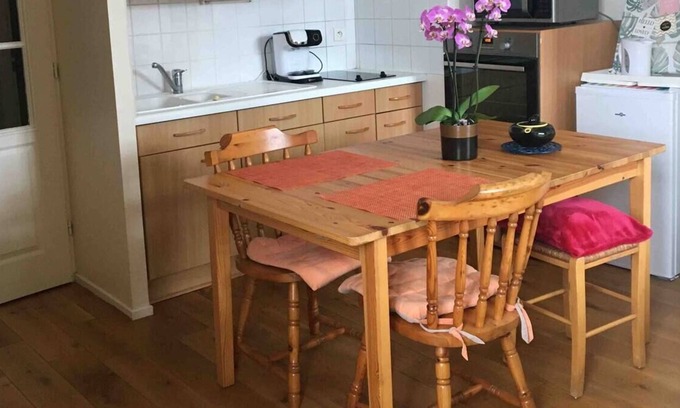 Condette Apartment | Bright Studio Retreat Near Sea, Forest & Tennis Courts