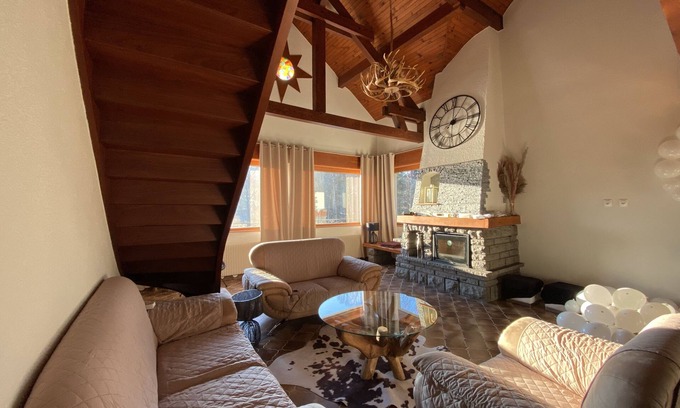 Mesnil Sous Les Cotes Ski Chalet | Ideal Group Gîte with Outdoor Sauna and Hot Tub Retreat