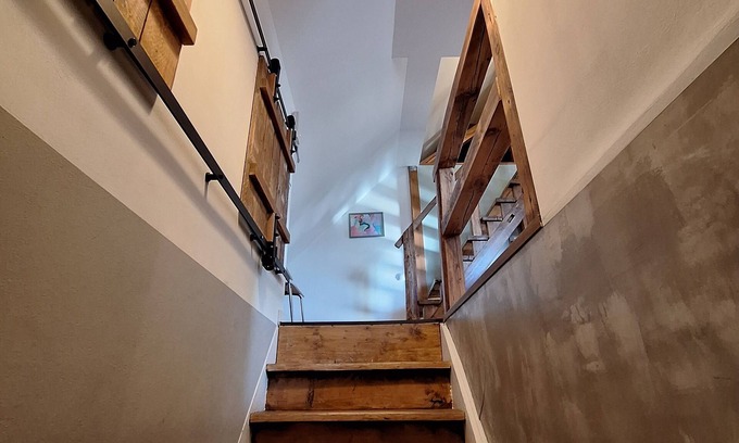 Bielefeld Apartment | Spacious Apartment in Bielefeld for Up to 8 Guests