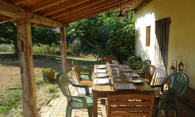 Saint-Pe-Saint-Simon Other | Charming Farmhouse Retreat in Tranquil French Countryside