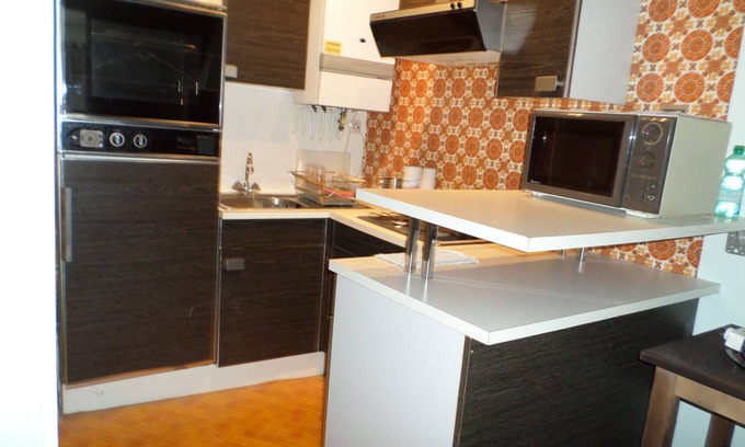 Bagneres-de-Luchon House | Comfortable Studio with Kitchen and High Guest Rating 9.2