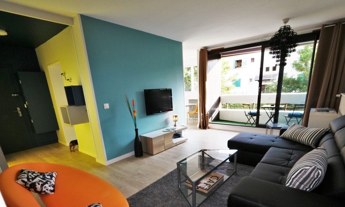 Albertville Condo | Large comfortable T2, modern and bright decor, with terrace near train station