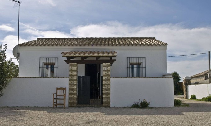 Campano House | Guest Rated: 10/10 Casa Marin 5 with Pool & Private Garden