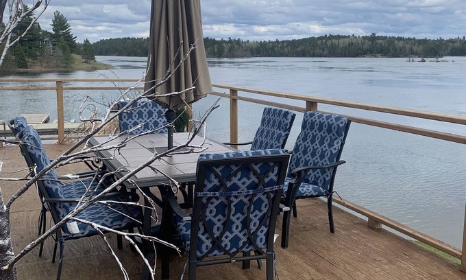 Kenora House | Experience Comfort at Winnipeg River Cottage - 9.8/10 Rated