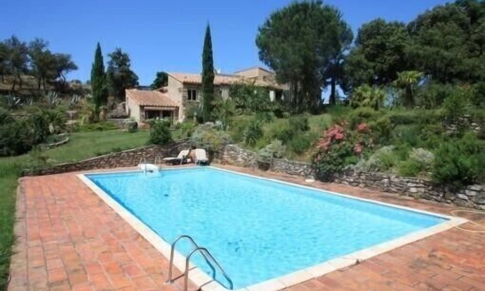 Ceret Apartment | Serene F2 Retreat with Pool & Spa Near Ceret
