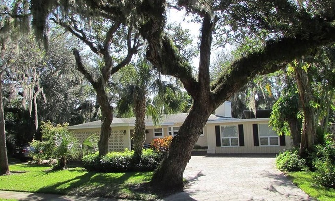 Central Beach House | Family-Friendly Retreat Steps from the Beach with Pool