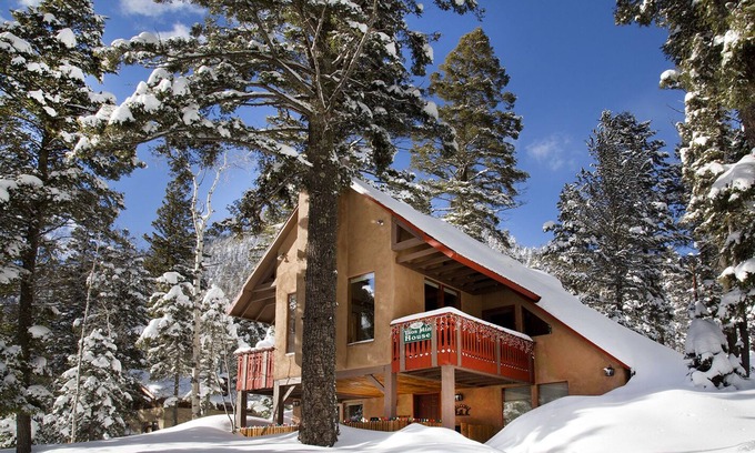 Taos Ski Valley House | Family-Friendly Retreat in Taos Ski Valley - Steps to Resort