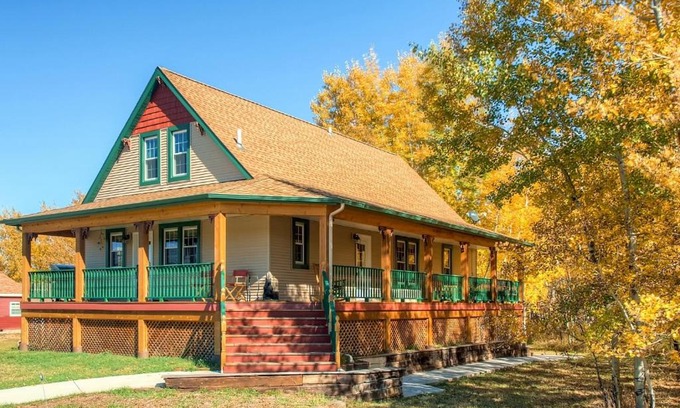 Red Lodge House | Family Retreat with Scenic Views, 1 Mi to Red Lodge Ski