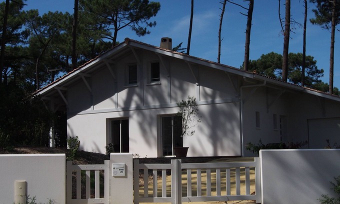 Pyla-sur-Mer House | Elegant Villa in Pyla-sur-Mer with Oceanfront Views