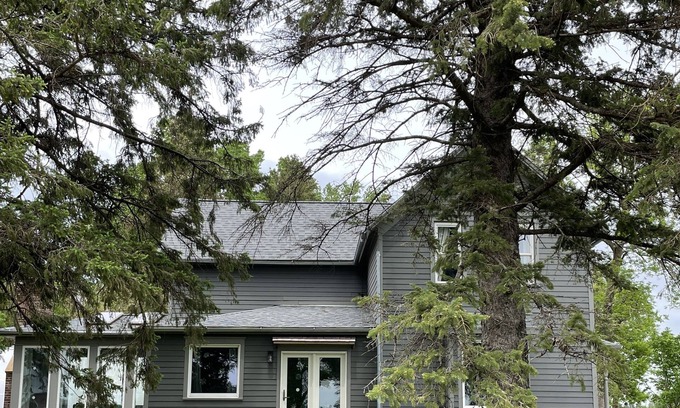 Cottonwood County Other | Picturesque Farmhouse Retreat on 80 Acres of Prairie