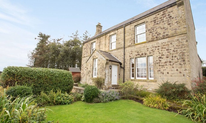 Old Bewick Other | Idyllic Farmhouse with Valley Views and Family-Friendly Amenities