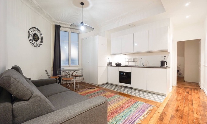 Quartier du Gros-Caillou Apartment | Prime Location Flat Steps from Eiffel Tower - Guest Rated 10/10