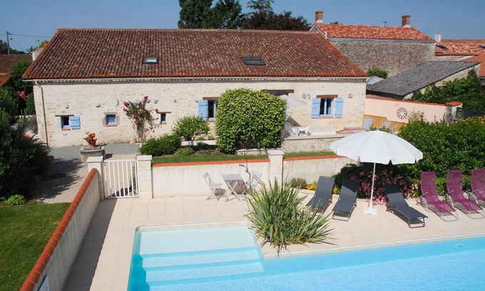 Corpe Cottage | Spacious Gîte for 7 with Private Pool & Ocean View
